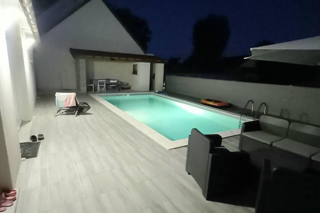 15Min De Disney, Dependance Et Piscine Privee A La Campagne Crevecoeur-en Brie Exteriör bild